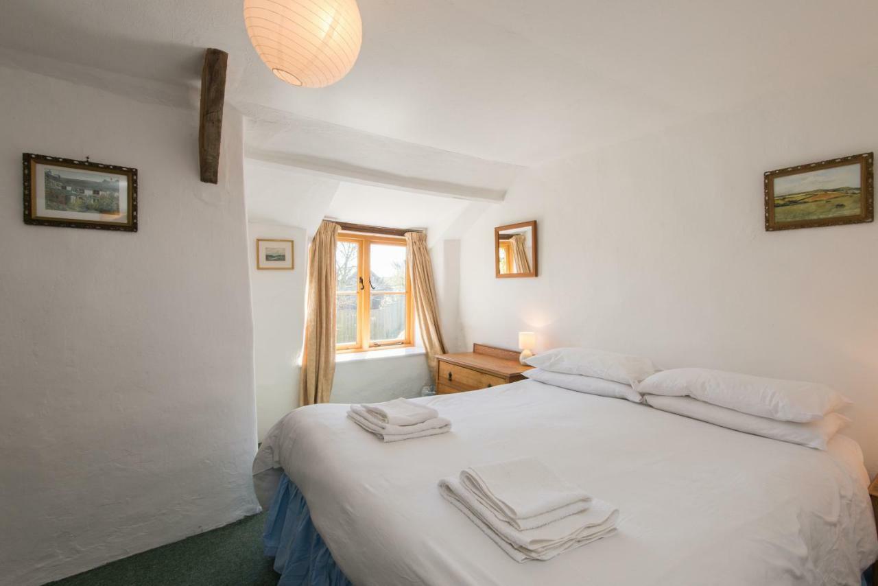 Hallagather Farmhouse Crackington Haven Extérieur photo